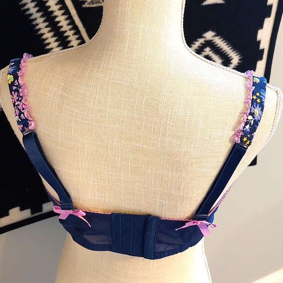 💜 EUC Cacique Brand Intimates Ladie's Cotton Blend Floral Pattern & Lace, 40F - Picture 7 of 14